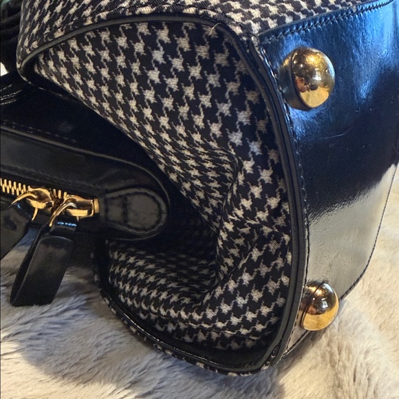 VALENTINO GARAVANI Black and White  Women's Handbag - Picture 12 of 12